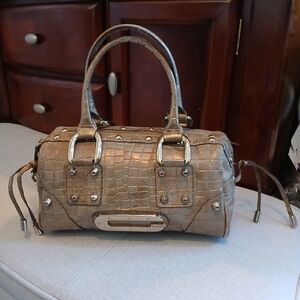 Y2K Metalic Guess Crocodile Embossed Tan Bag